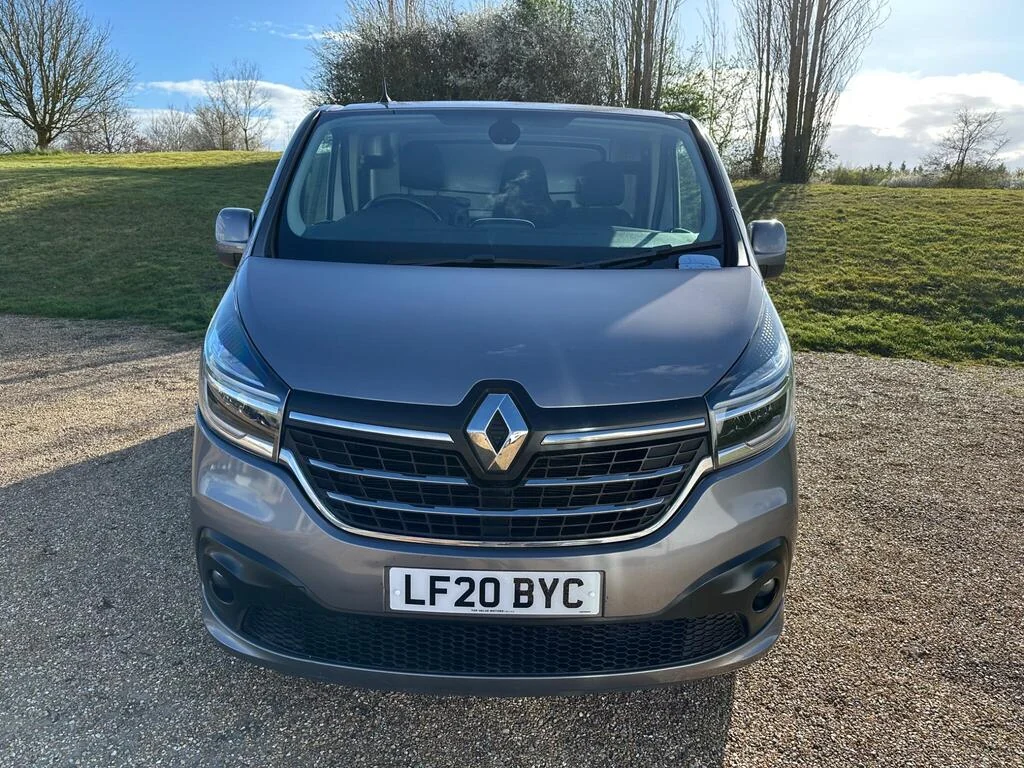 2020 Renault Trafic Sport EDC LWB photo 2
